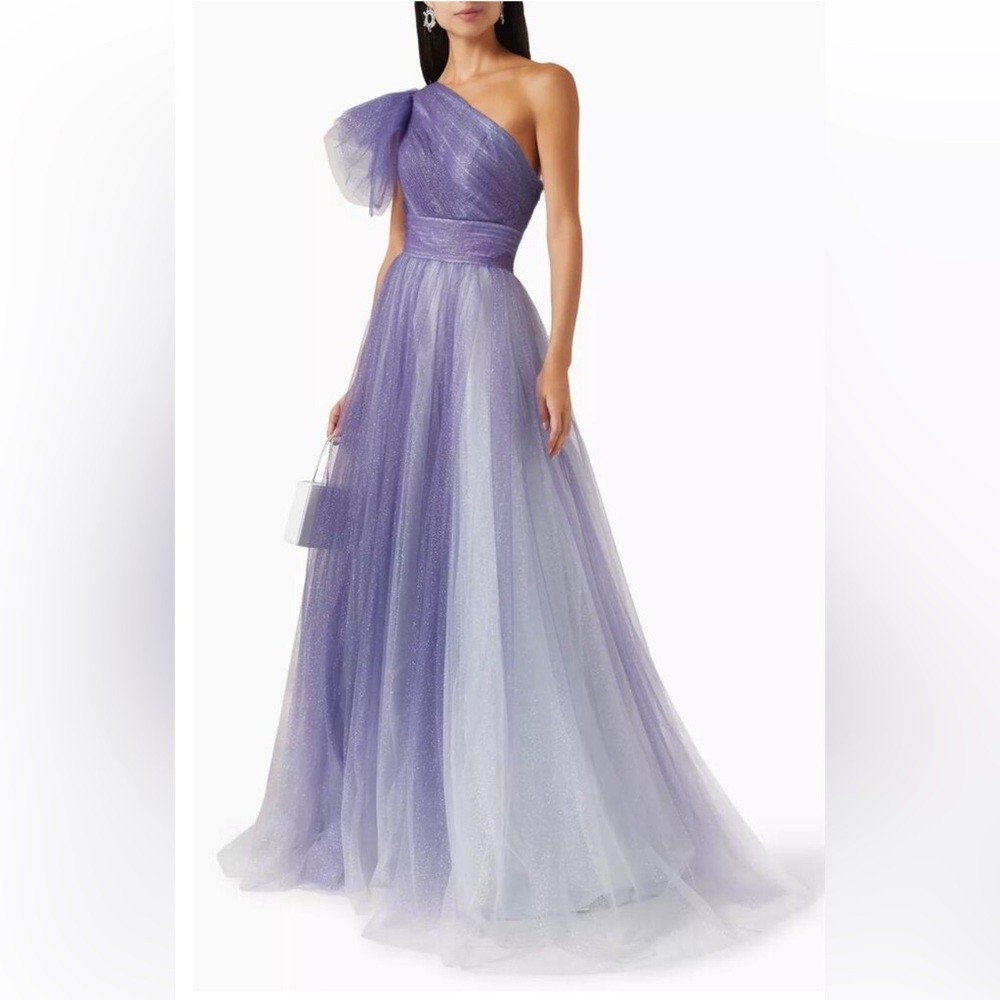 Women's Glitter Ombre Ruffled One Shoulder Ball gown size 0 purple